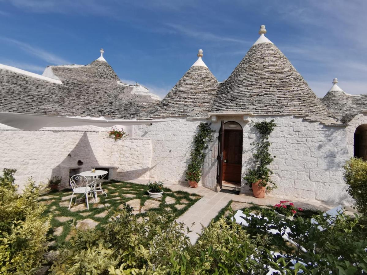 בית הארחה אלברובלו 	Trulli Barsento מראה חיצוני תמונה