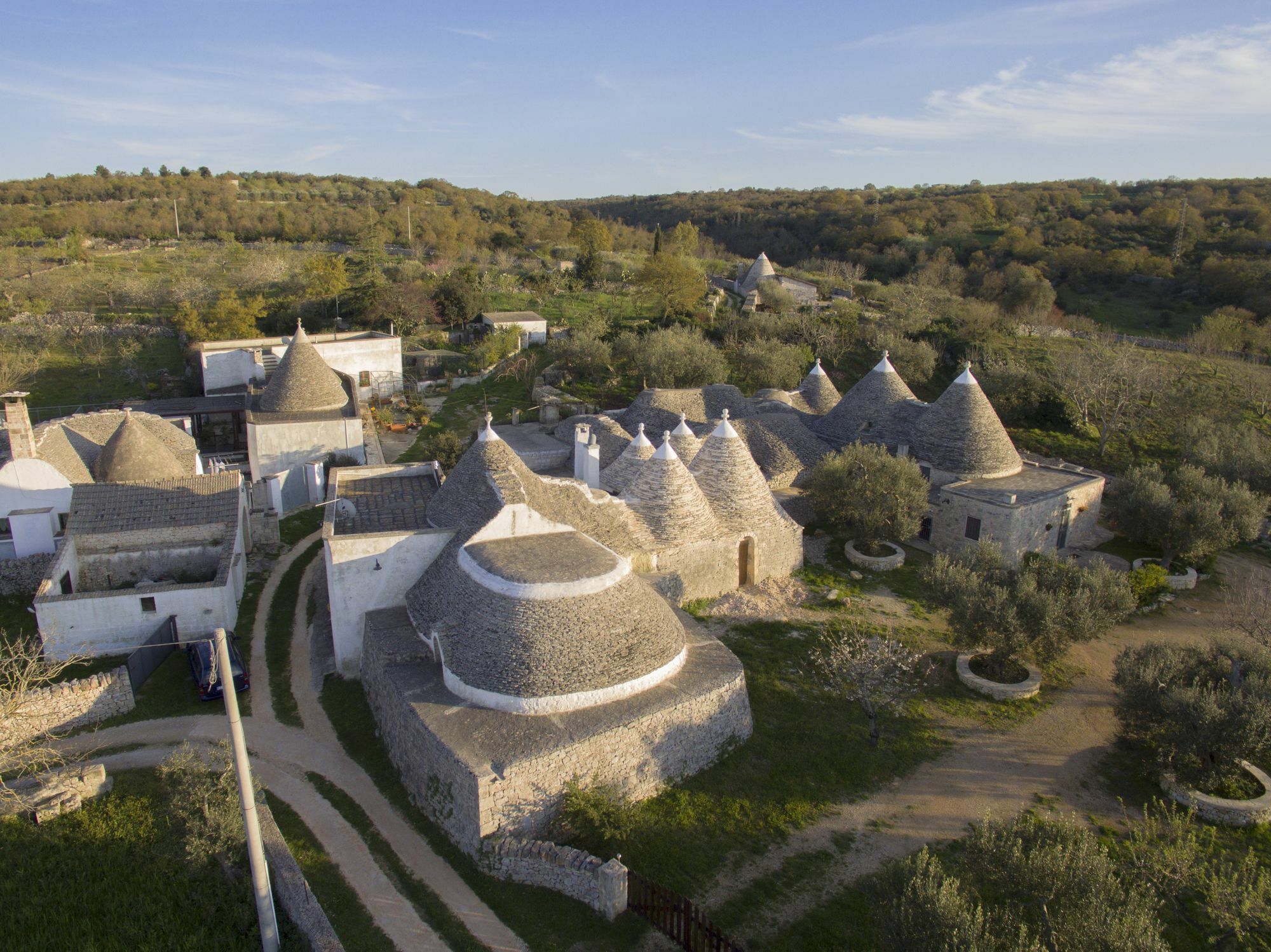בית הארחה אלברובלו 	Trulli Barsento מראה חיצוני תמונה